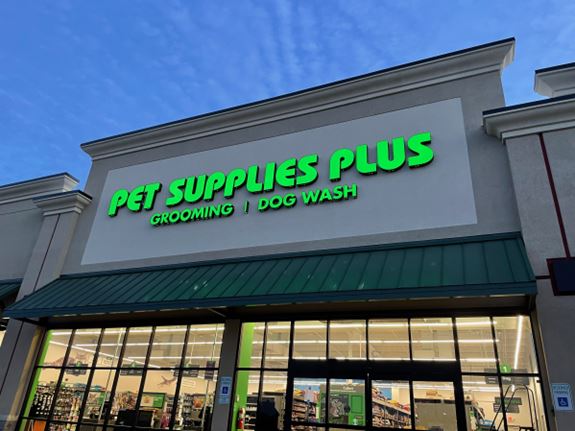 Pet Supplies Plus storefront